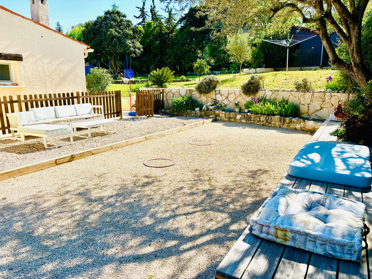 Villa 10p — Terrain de pétanque